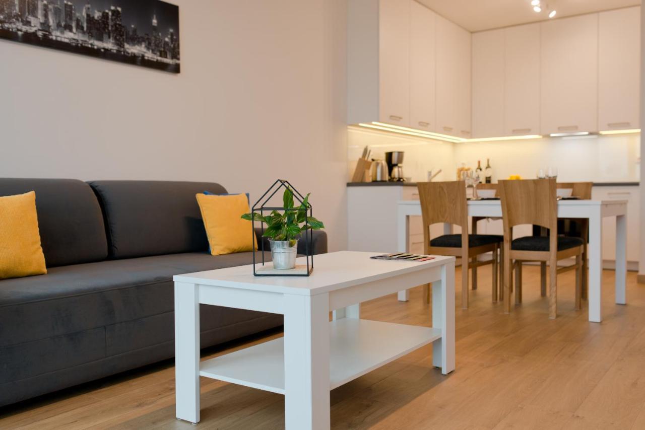 Citystay Abrahama Gdynia Apartment Buitenkant foto